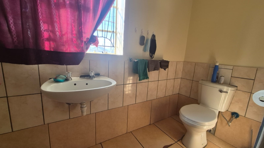 3 Bedroom Property for Sale in Hexpark Western Cape